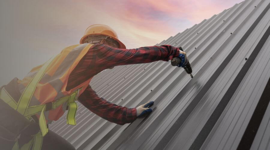Professional gutter cleaning in Hugo, OK
